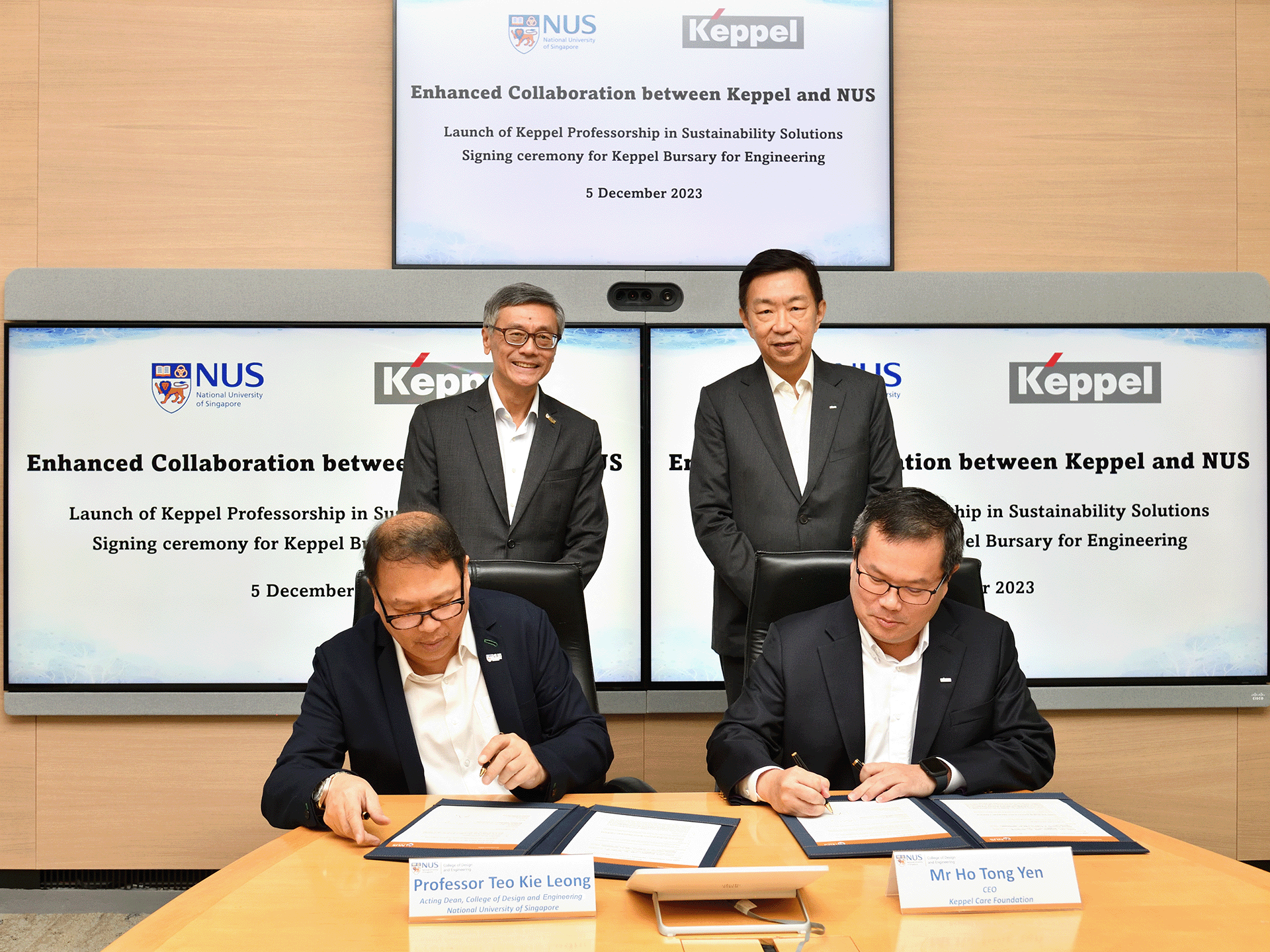 An MoU signing ceremony was held at NUS to establish the new professorship and enhance the Keppel Bursary for Engineering for CDE undergraduates