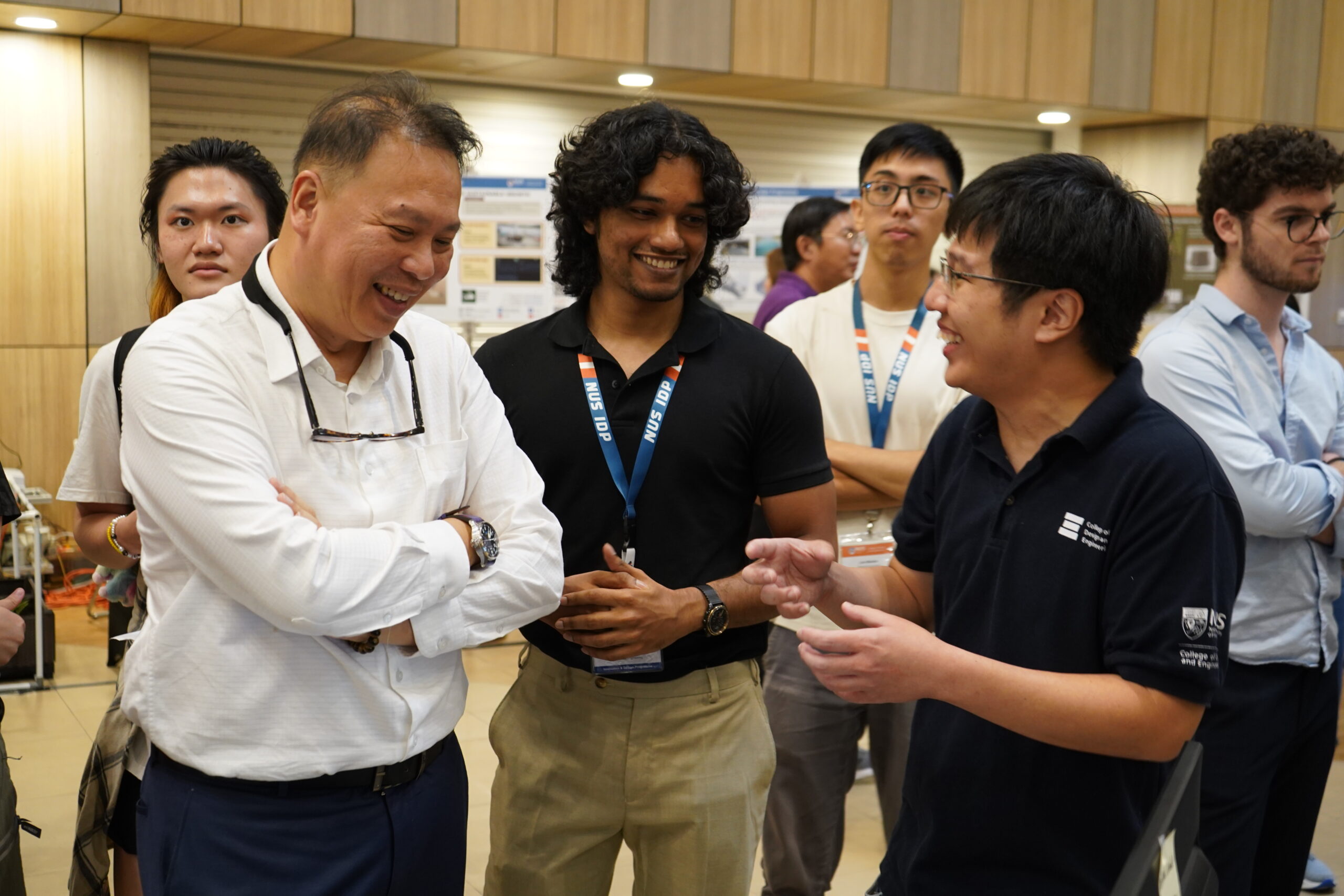 Professor Teo Kie Leong, Dean of CDE, having a chat with students.