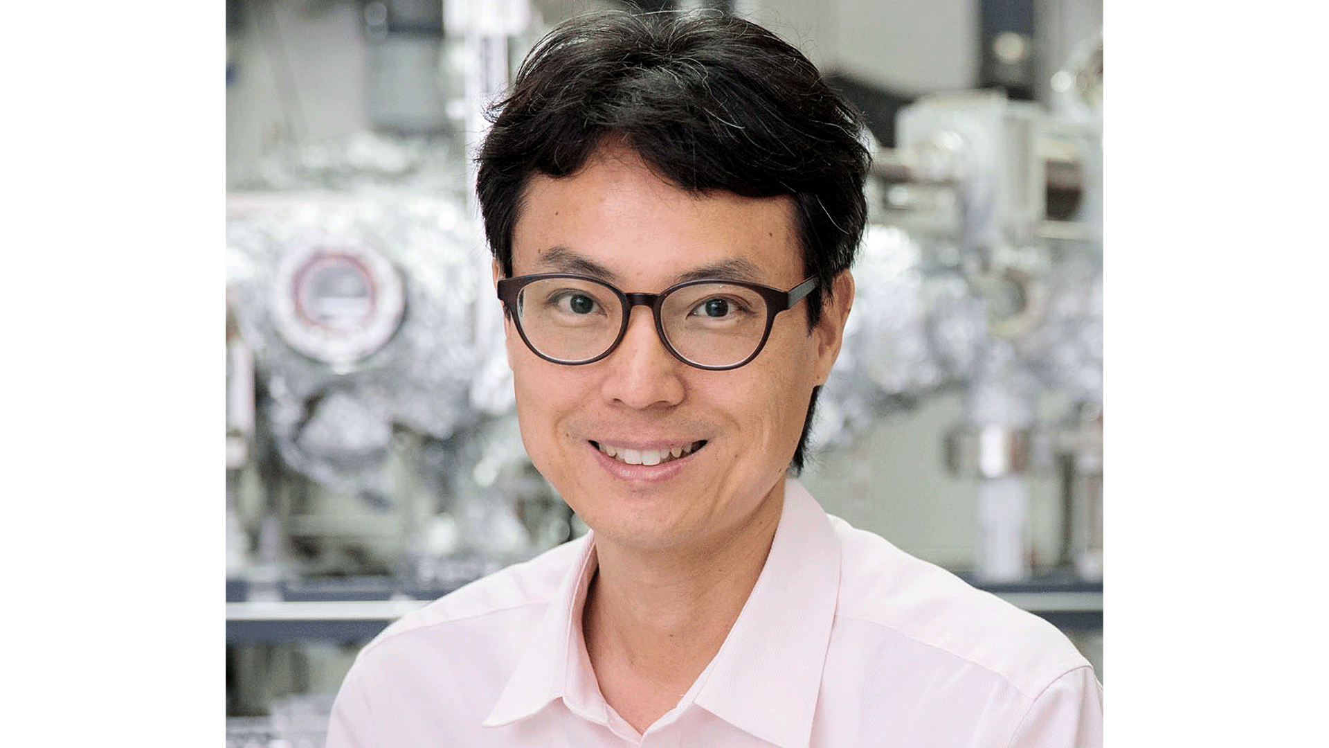 Prof Yang Hyunsoo (Electrical and Computer Engineering) led the research team behind the breakthrough.