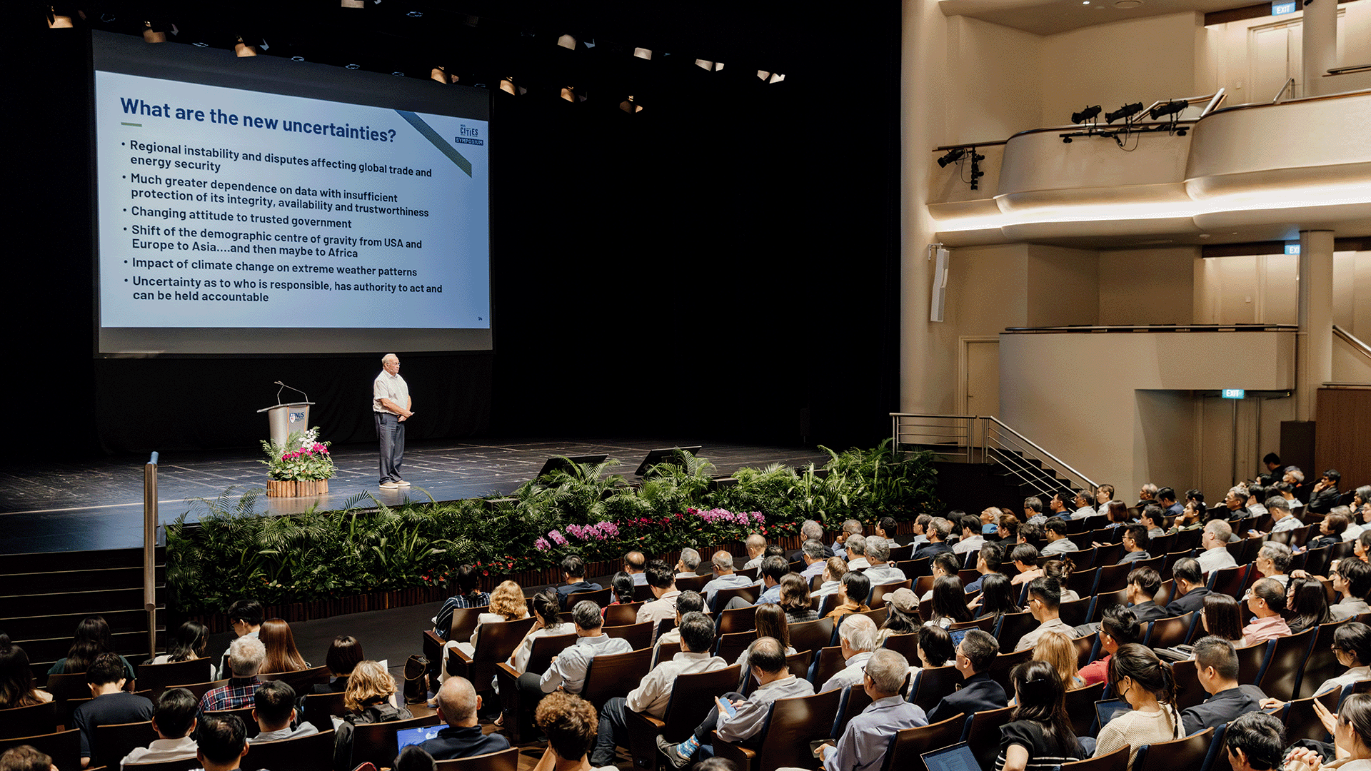 Professor Brian Collins from University College London addressed the critical challenges of urban resilience in the face of global uncertainties.