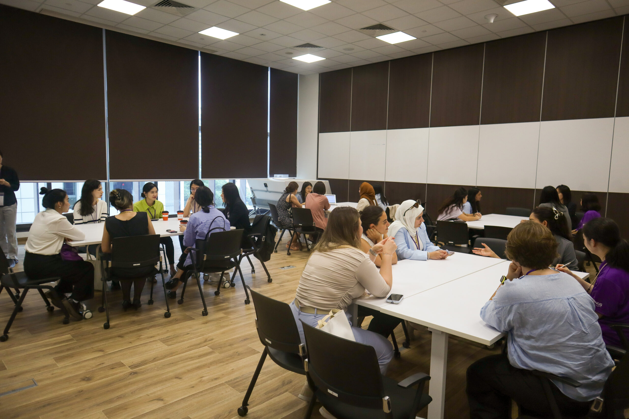 The breakout mentoring sessions allowed participants to discuss issues relevant to their respective fields. 