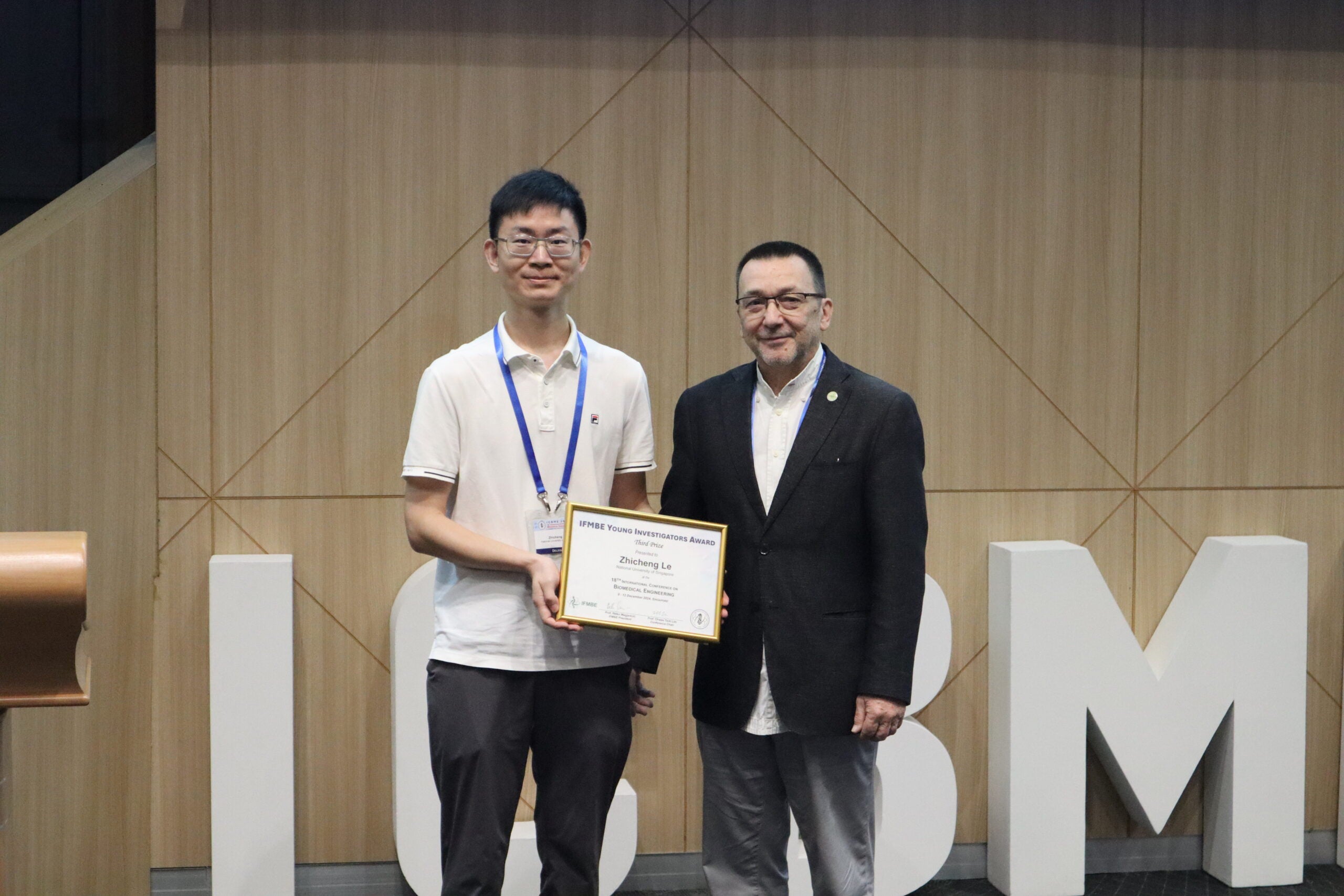 Dr Le Zhicheng Dr Le Zhicheng