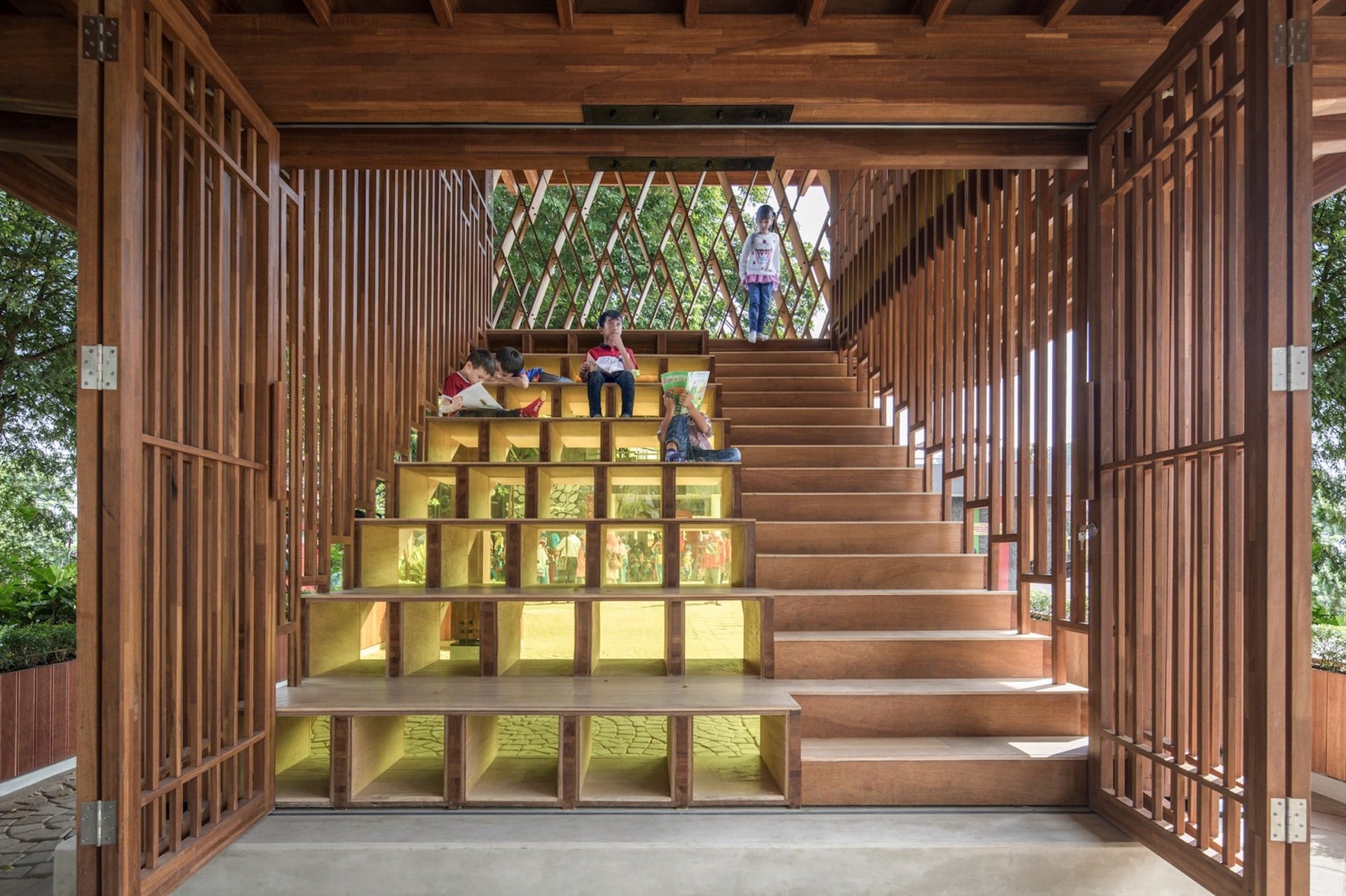 Associate Professor Florian Warak Kayu Microlibrary Project Celebrates Gold at Arcasia Awards 2024 Associate Professor Florian Warak Kayu Microlibrary Project Celebrates Gold at Arcasia Awards 2024