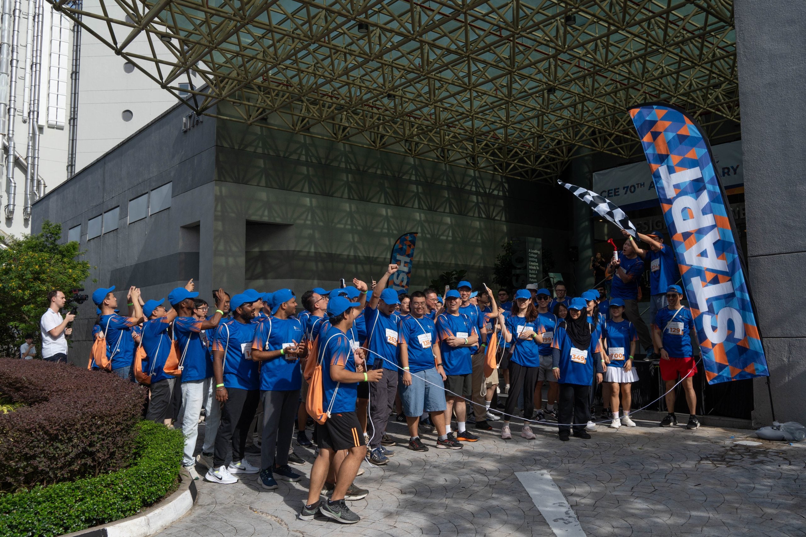 The flag-off was from the EA foyer in separate batches, as they explored landmarks around the NUS campus before ending back at EA.