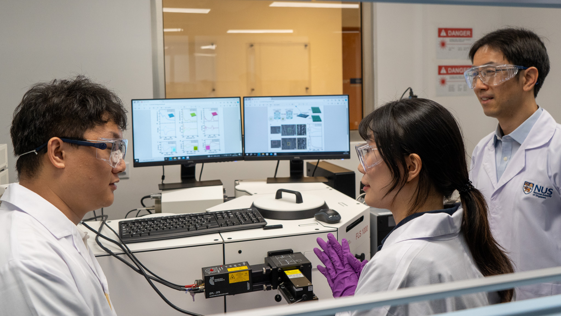 Team analysing chiroptical data: high chiroptical activity was confirmed through detailed spectroscopy measurements.