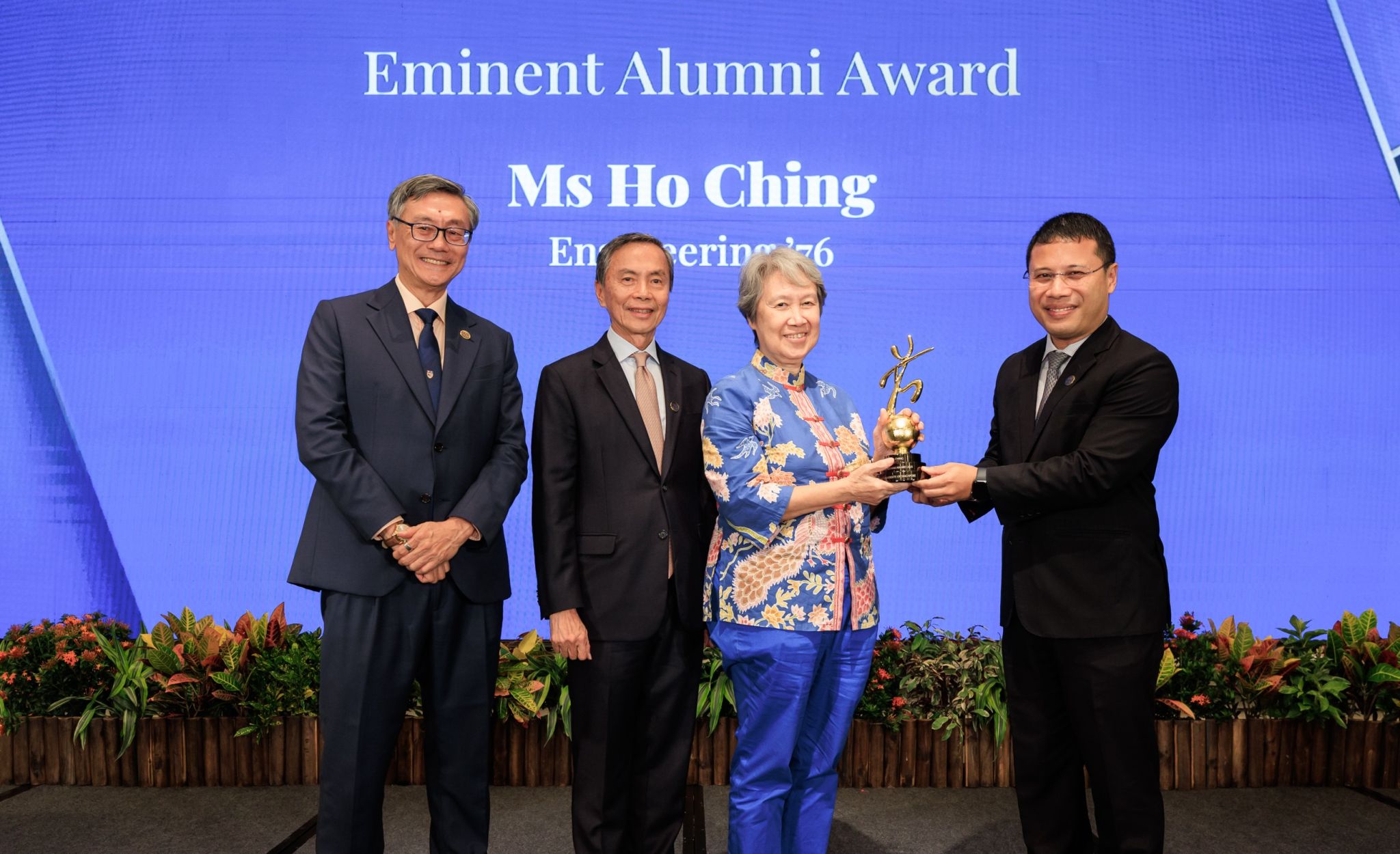 Ms Ho Ching was presented with the Eminent Alumni Award in recognition of her enduring leadership and dedication to the community.