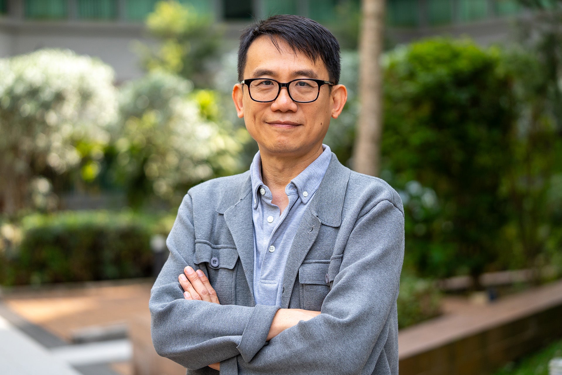 Prof Yang's research has driven new approaches to microscopy, produced technologies adopted by industry, and opened new possibilities for imaging and controlling light inside biological tissue.