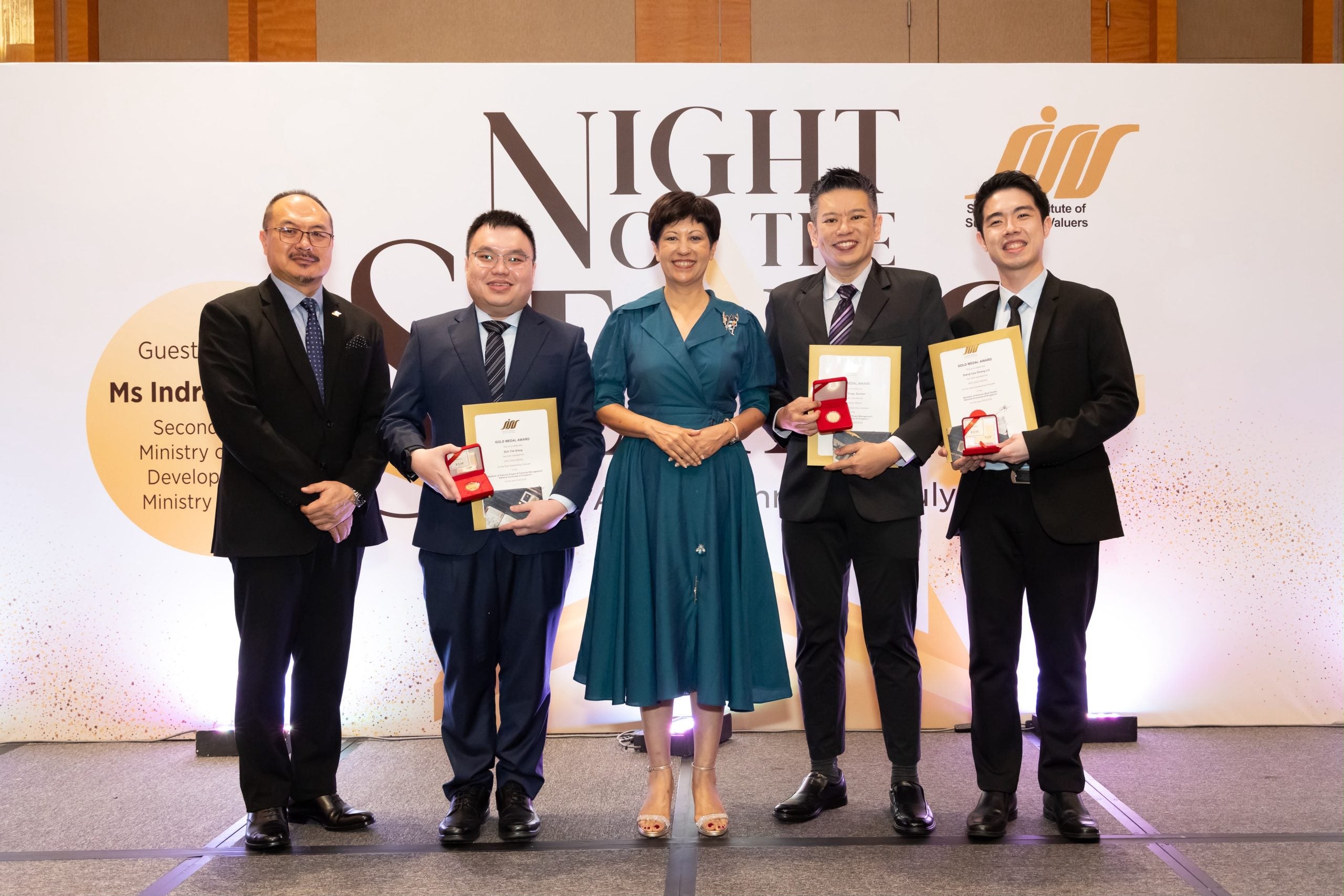nus-cde-dbe-SISV Goid Medal Receipients