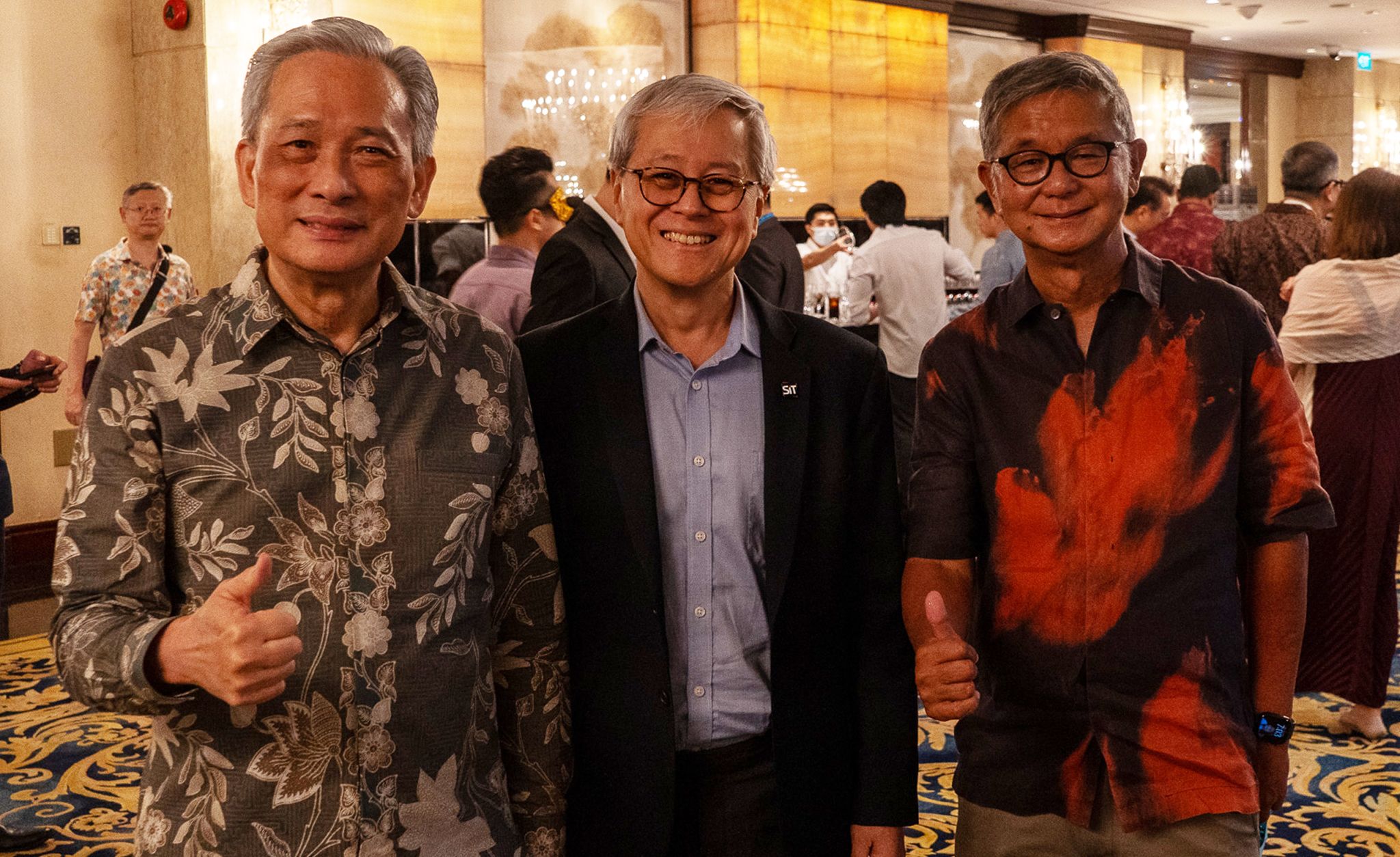 Mr Seah Moon Ming (left) at the NUS Engineering 70th Anniversary Celebrations with Prof Chua Kee Chaing (Former Dean, Faculty of Engineering), Prof Khoo Teng Chye, Founding Director NUS Cities@CDE