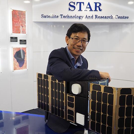 Prof Low Small Satellites Star