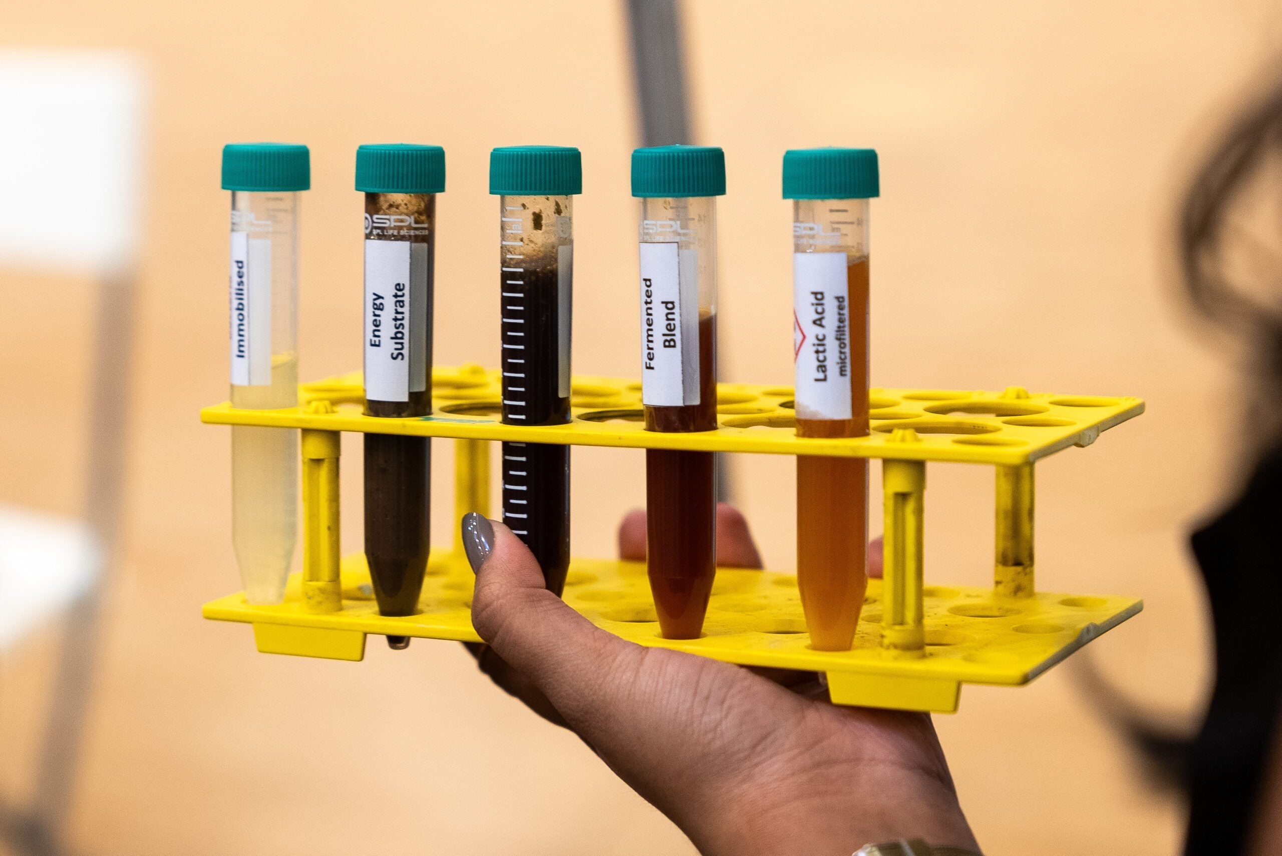 EG3301R-lactic-acid-photo