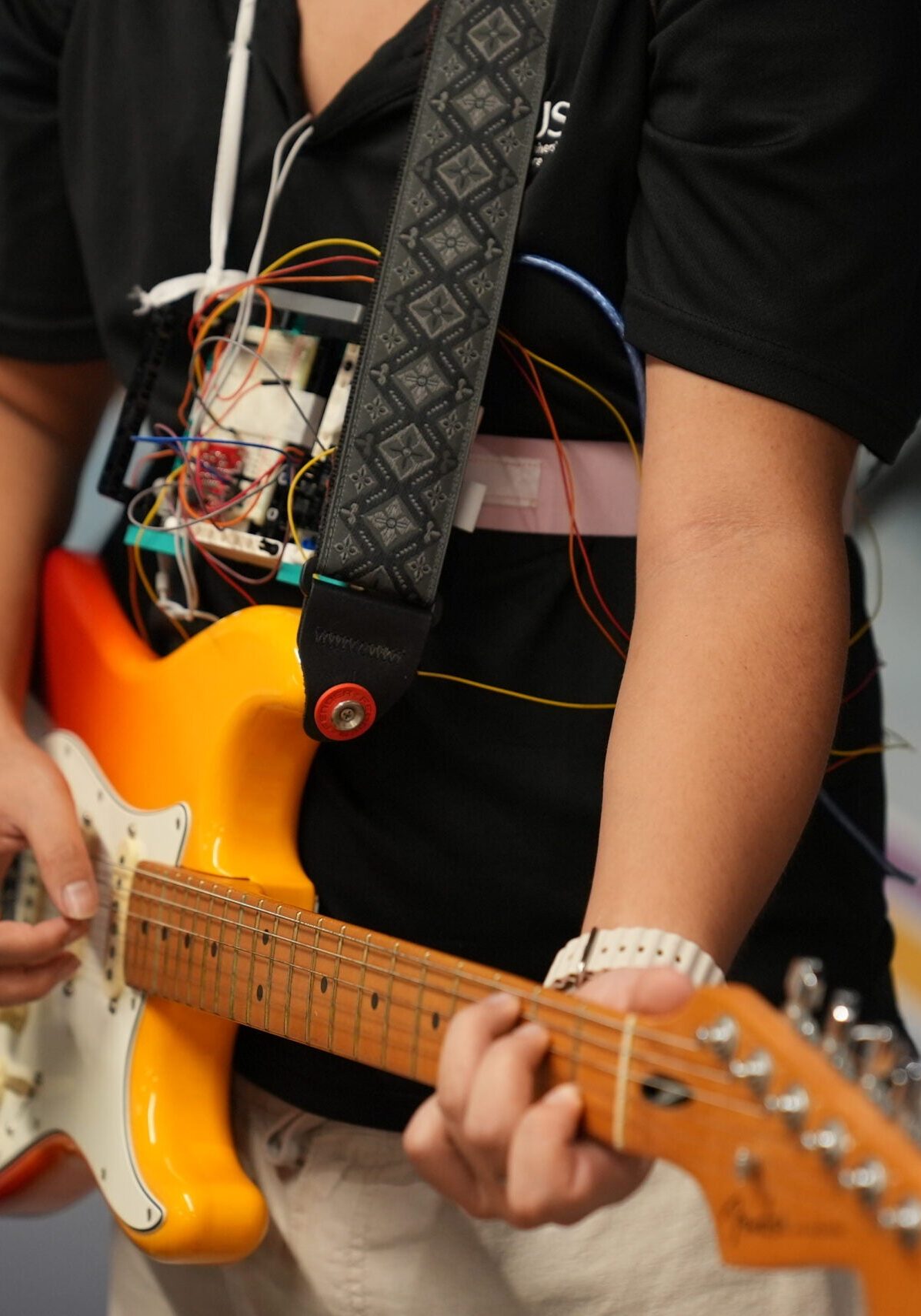 Develop an understanding of technology-based design and innovation strategies, and apply design thinking and product design methodologies to develop innovative solutions.