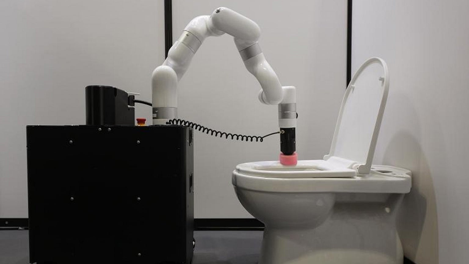 Autonomous-cleaning-bot Photo Credit: Ng Sor Luan, The Straits Times