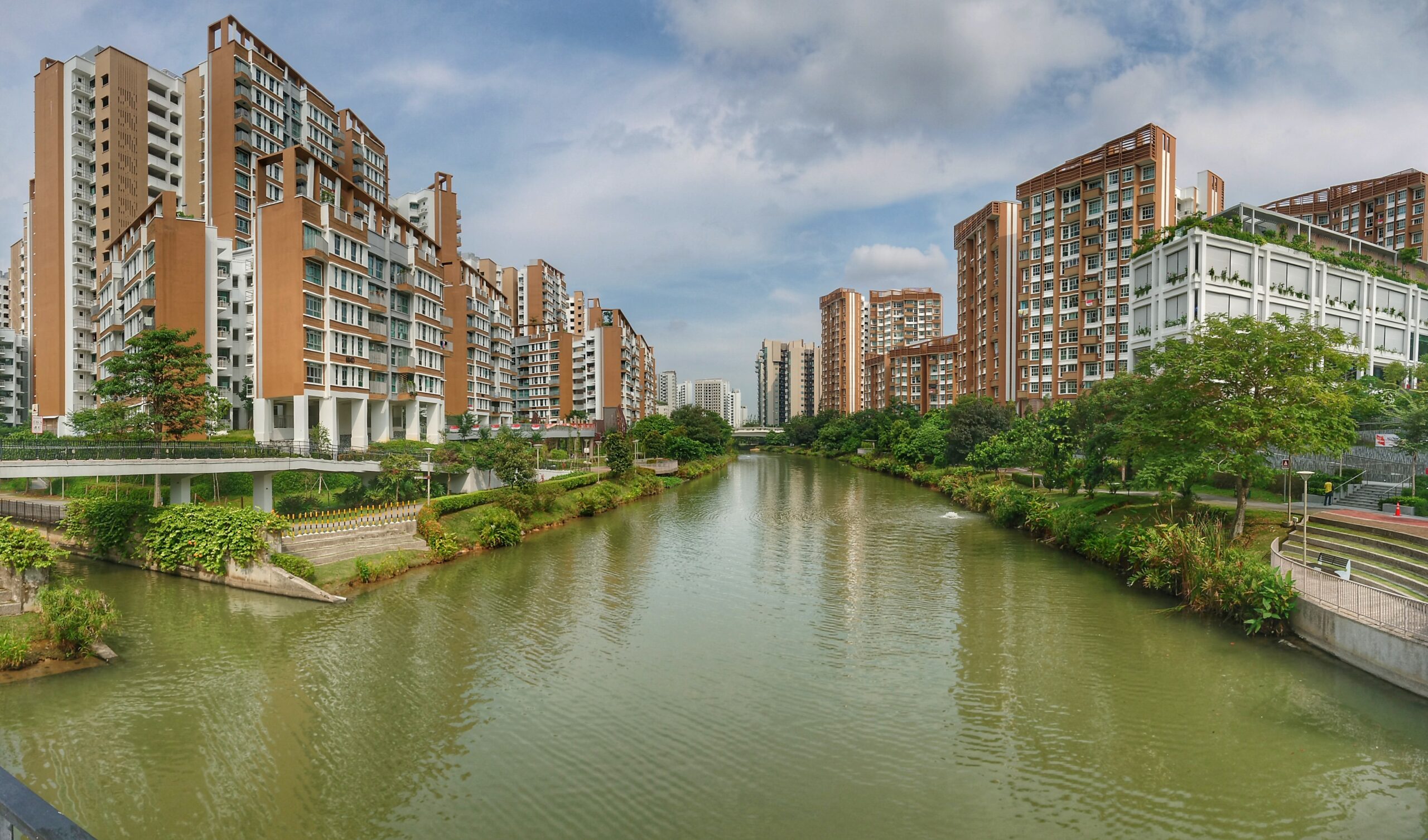 Image Credit: "Panorama view HDB at Punggol Waterway" by Deoma12,
used under CC BY-SA 4.0 DEED