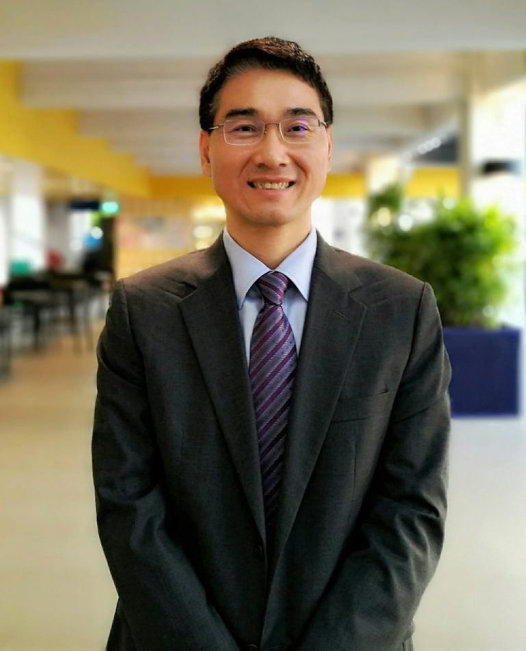 Associate Professor Guo Yongxin,
NUS Electrical &amp; Computer Engineering