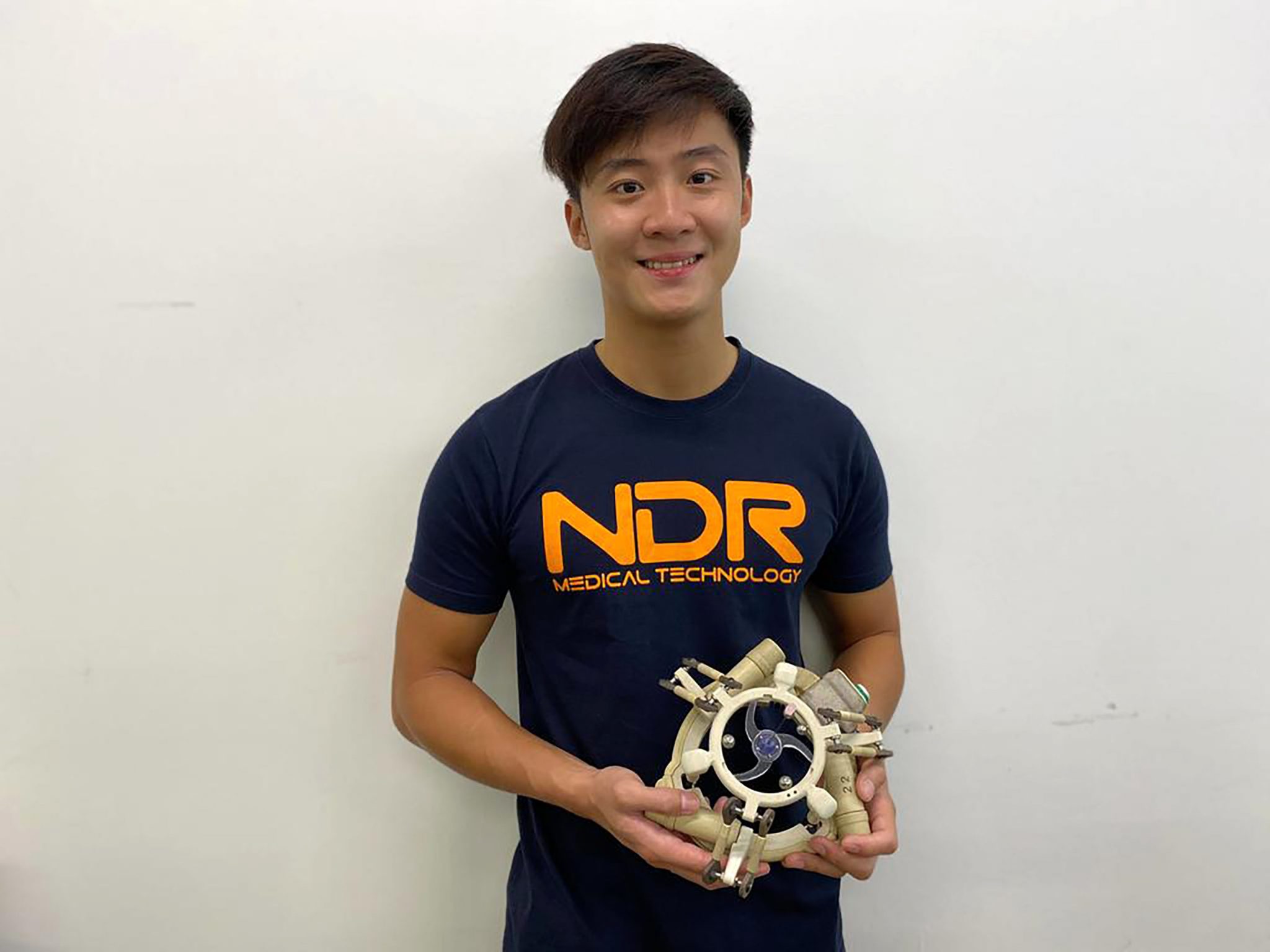 After consultations with our resident career advisor, recent NUS Mechanical Engineering graduate Darren Cheong is now gainfully employed at start-up NDR Medical Technology