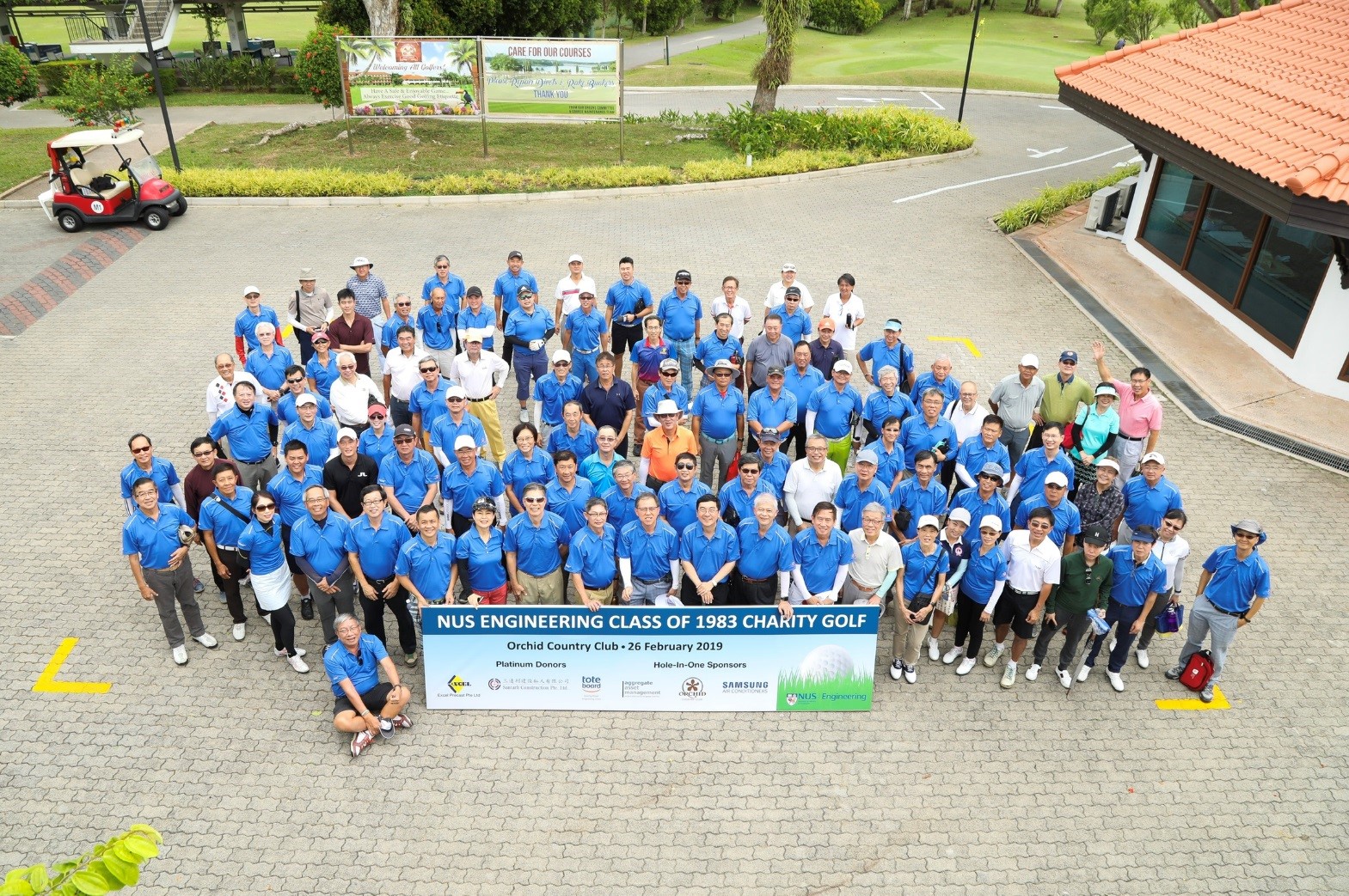 NUS Engineering Class of 1983 Charity Golf  – pre-tee off group photo.