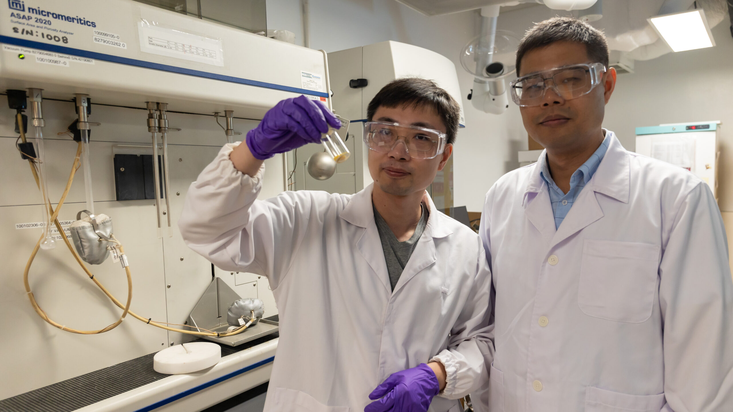 The researchers say the COF material has the potential to deliver a financial payback by enabling the production of commercial chemicals from the captured gas.