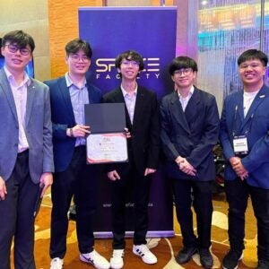 ECE students awarded the IDDK award (advanced category) for their project Satelab in the 17th International Space Challenge