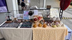 doa-Handmade-Harvest-Market-02
