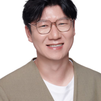 Dr Daniel Sng