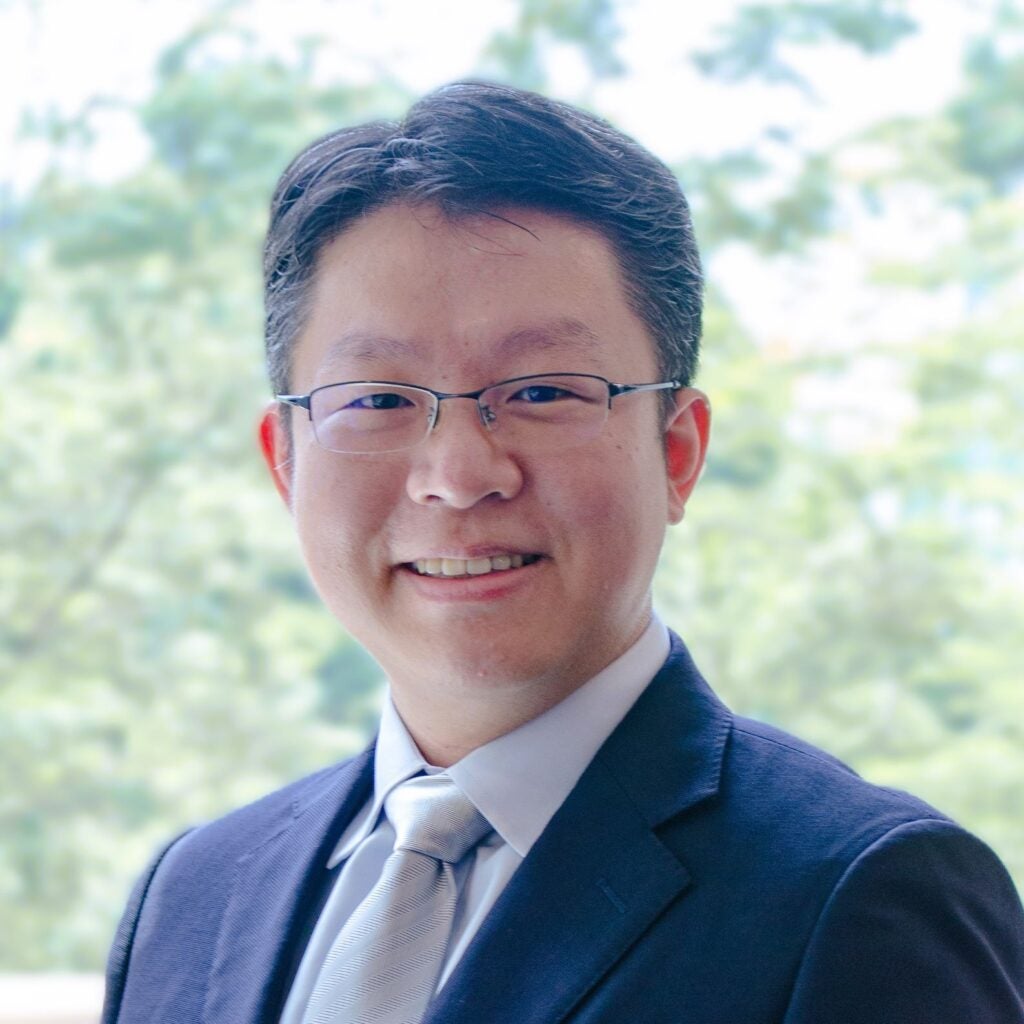 F25-Stephen-Tay-photo3 A/ Prof Tay is involved in consultancy roles for both the public and private sectors locally and overseas for solar
photovoltaic technical advisories and renewable energy certificate (RECs) adoption. His research interests include
solar photovoltaic performance in the urban environment, co-location of solar photovoltaic systems and greenery and
willingness-to-pay and social perceptions on renewable energy.