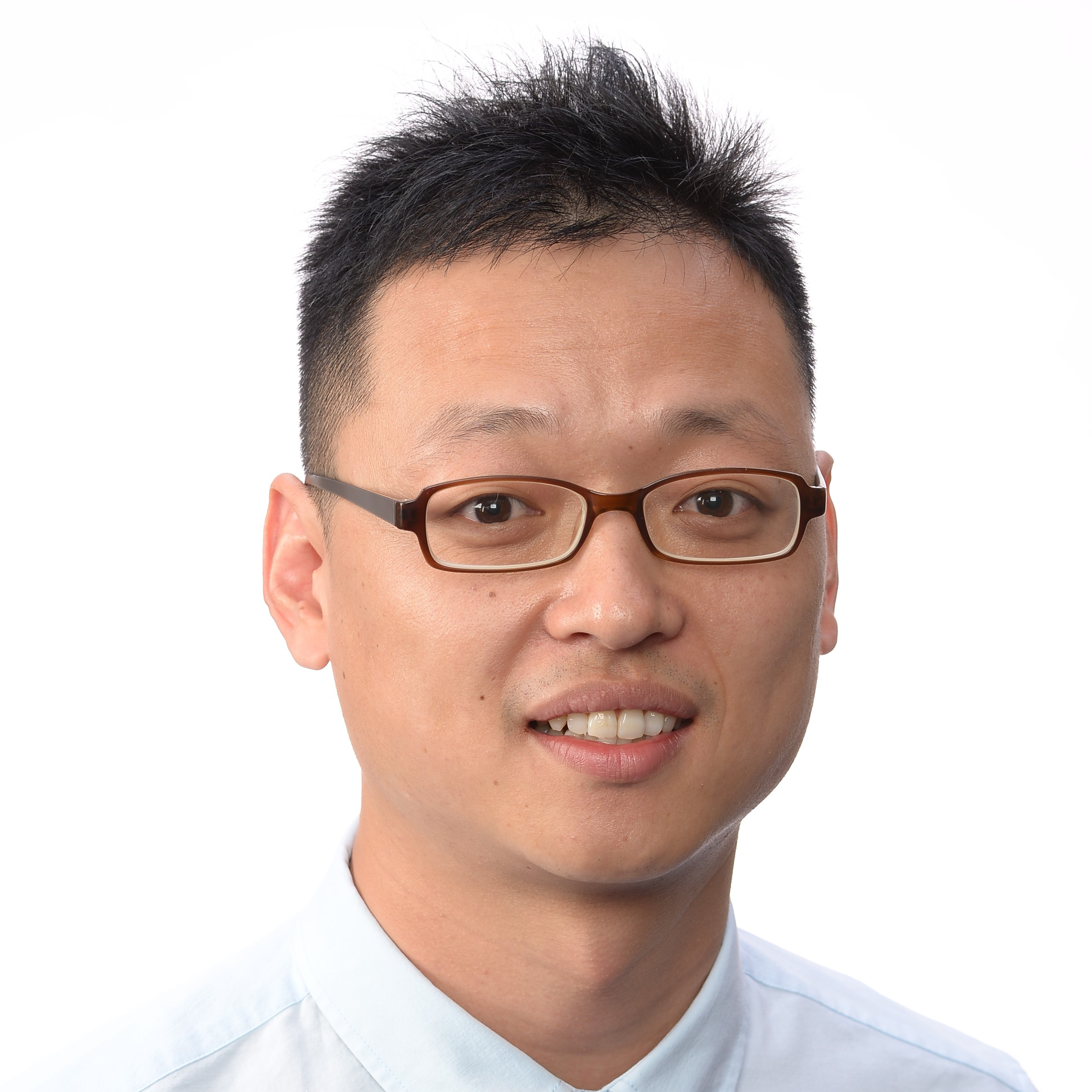 Dr Du has a strong research focus on the digital fabrication of reinforced concrete to increase construction automation and the development of low-carbon building materials to combat climate change. He specialises in microstructural characterization and performance assessment of concrete. He is proactive in translating his research into products to impact society. He holds a few inventions and patents related to green cement and low-carbon building materials.